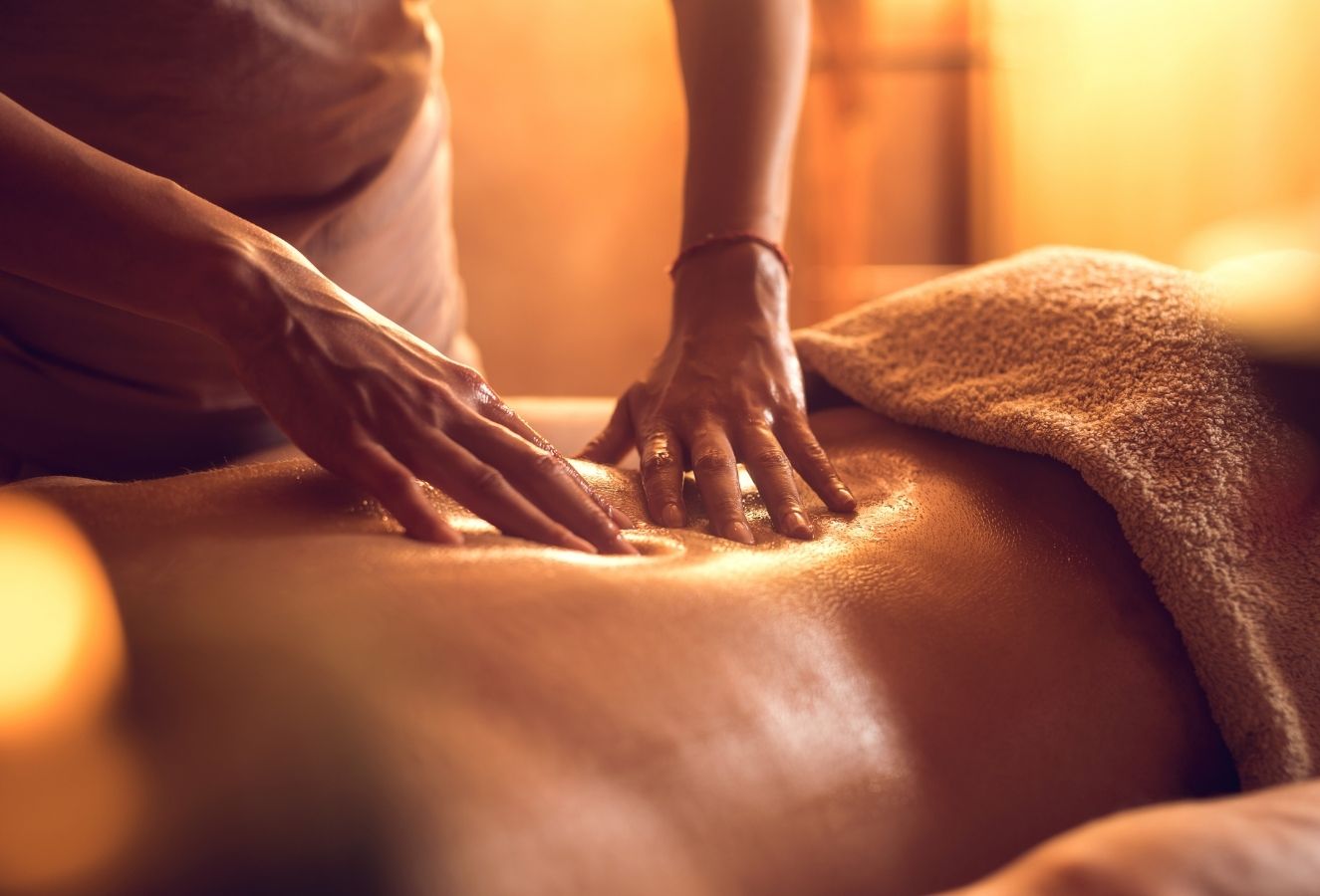 Deep tissue massage bij Thai Thara Amsterdam